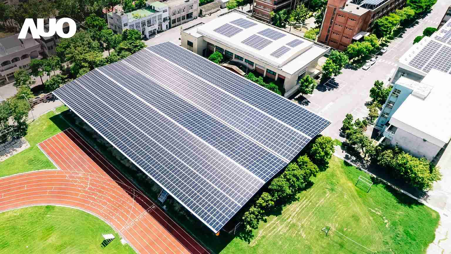 z6mg·人生就是博SunSteel光电整合型浪板具备快速安装、、轻量化优势,,,,可提升15%发电效能,,,通过国际IEC与台湾VPC认证安全、、、、防漏、、、、耐候标准